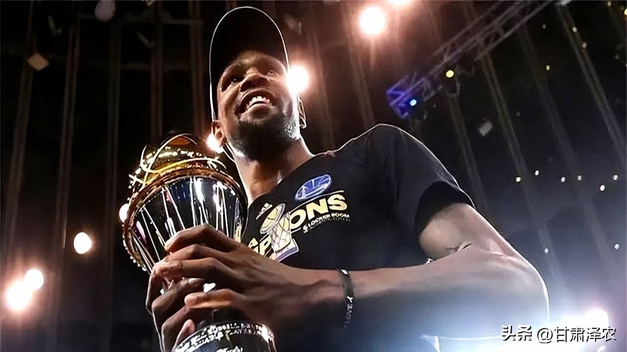 开云-NBA总决赛关键时刻再迎强敌，罗马临场应变，主帅态度：引发热议，资深球员宣示担当的简单介绍
